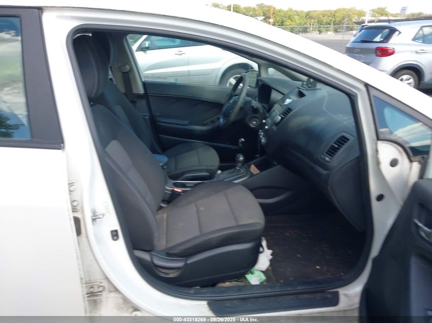 2016 KIA FORTE LX - KNAFX4A6XG5445968