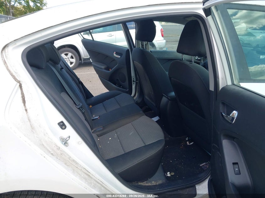 2016 KIA FORTE LX - KNAFX4A6XG5445968