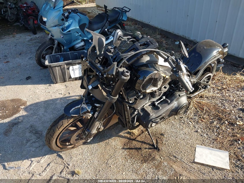 2024 HARLEY-DAVIDSON FXLRST - 1HD1YXZ13RB056094