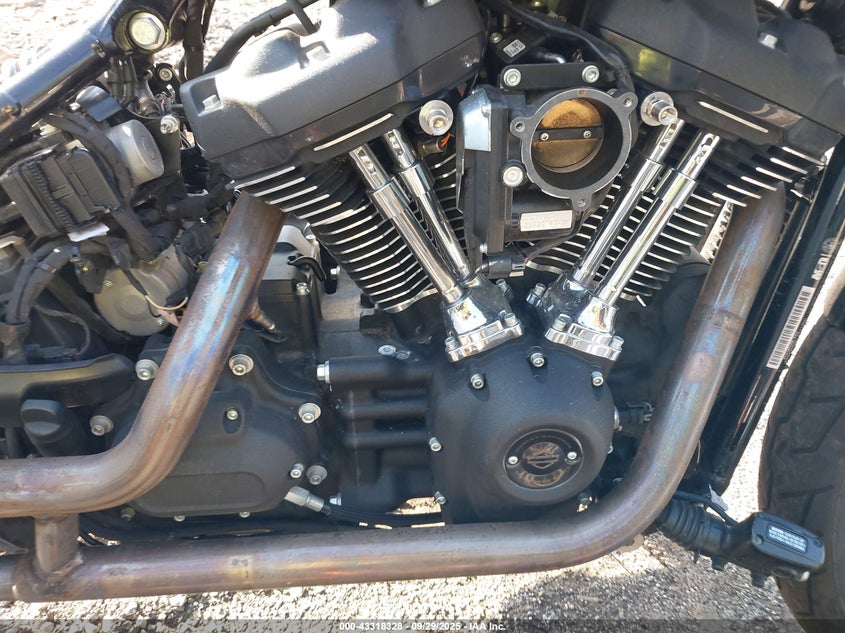 2024 HARLEY-DAVIDSON FXLRST - 1HD1YXZ13RB056094