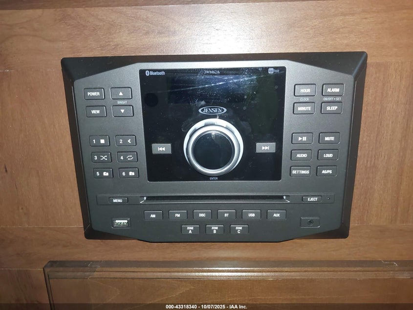 1UJBJ0BP7E14C0318 2014   photo no. 7