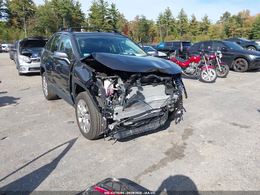 TOYOTA RAV4 XLE PREMIUM