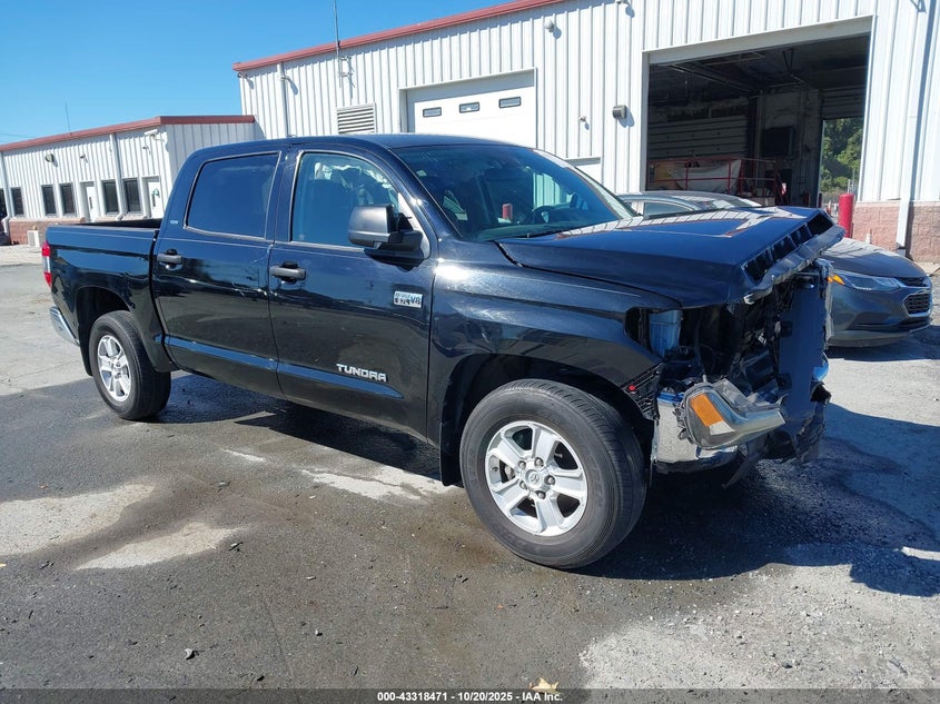 TOYOTA TUNDRA SR5