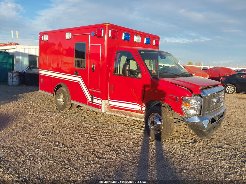 2025 Ford E-350 Cutaway