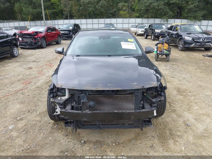 2019 Kia Optima S VIN: 5XXGT4L38KG293702 Lot: 43318505