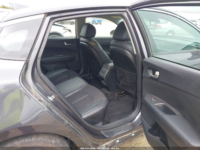 2019 Kia Optima S VIN: 5XXGT4L38KG293702 Lot: 43318505