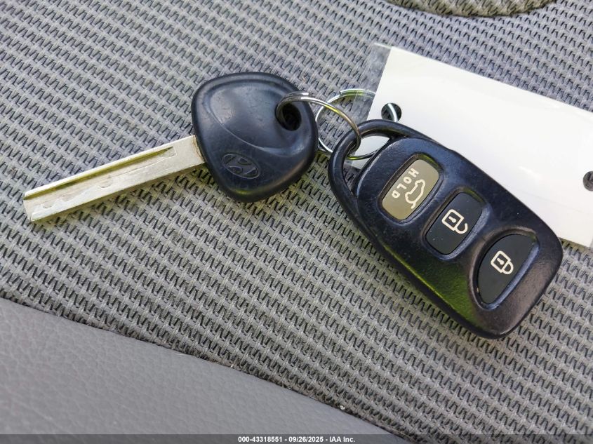 2012 Hyundai Veloster Base W/Gray VIN: KMHTC6AD9CU073479 Lot: 43318551