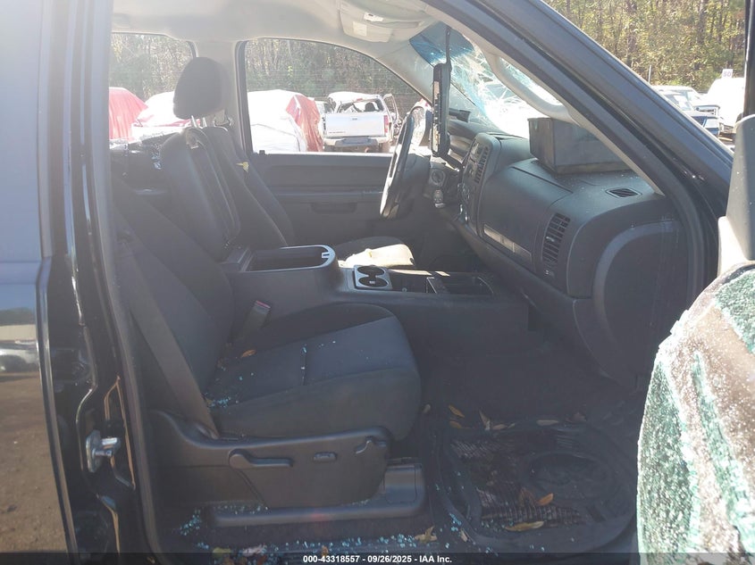 2013 CHEVROLET SILVERADO 1500 LT - 3GCPKSE77DG161375