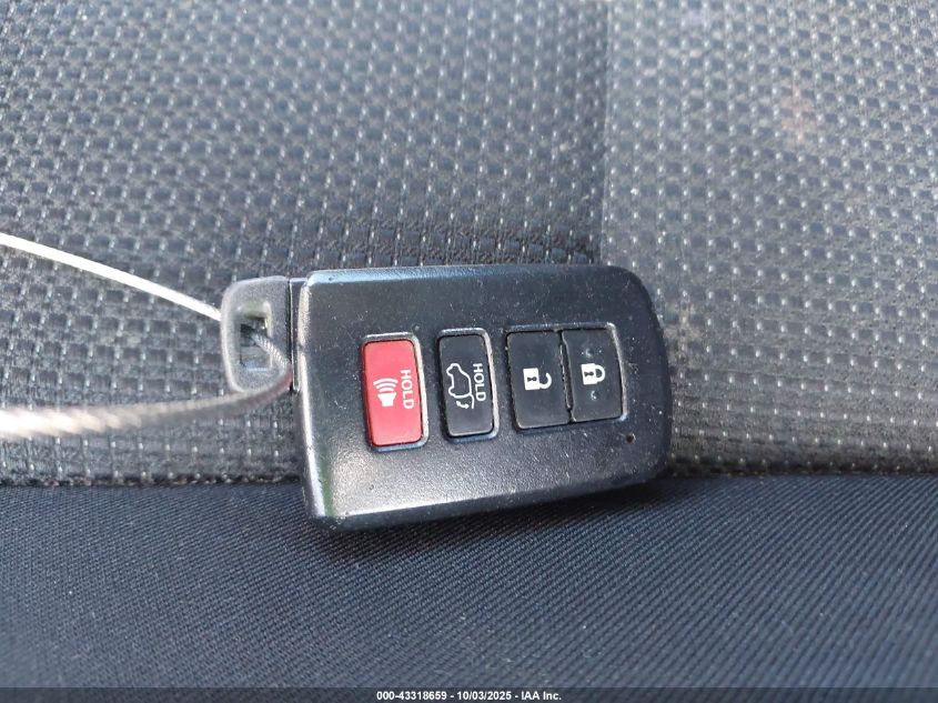 2018 Toyota Rav4 Xle VIN: 2T3WFREV0JW463626 Lot: 43318659