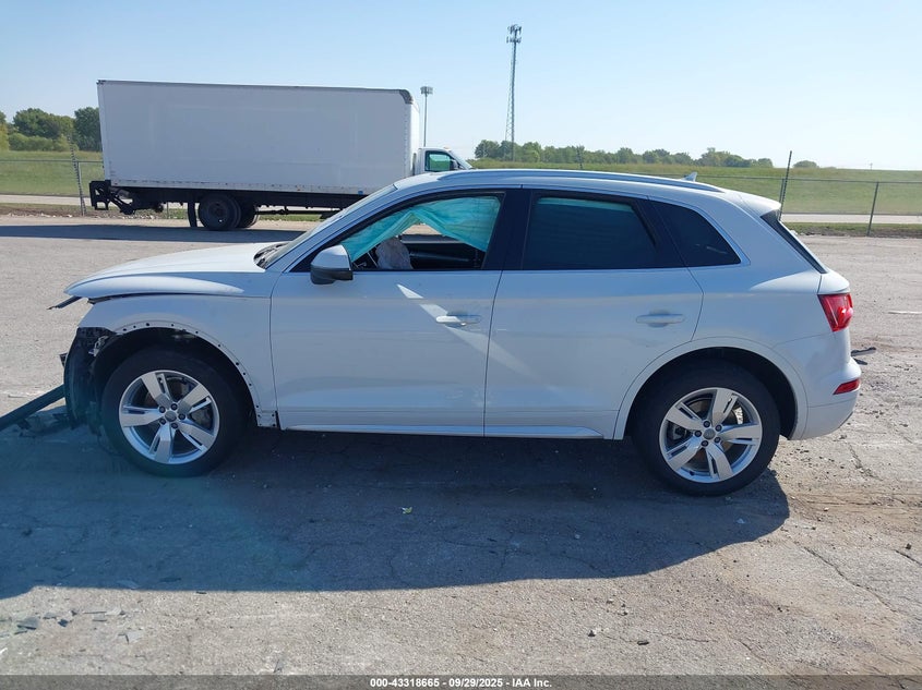 2018 Audi Q5 2.0T Premium/2.0T Tech Premium VIN: WA1CNAFY5J2169254 Lot: 43318665