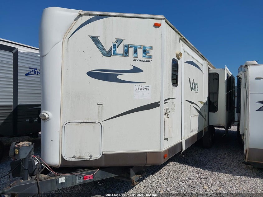 2015 Forest River Flafstaff V Lite