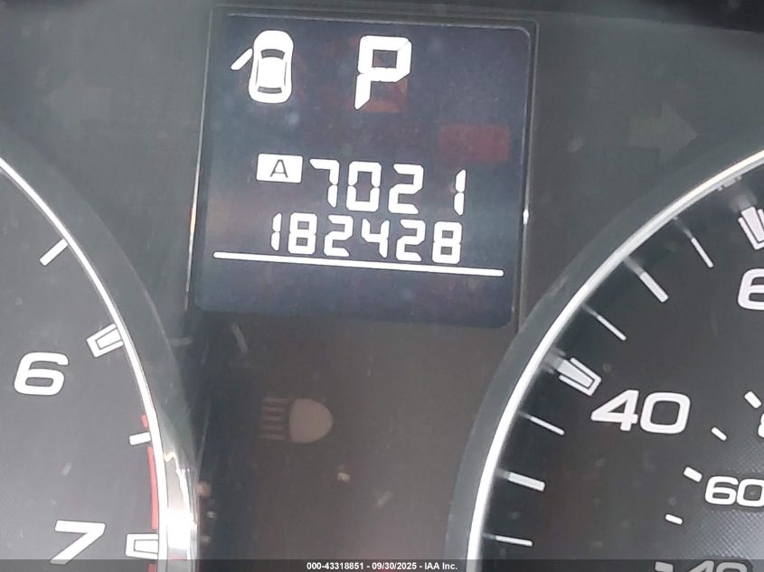 2011 Subaru Outback 2.5I Limited VIN: 4S4BRCLC8B3422634 Lot: 43318851