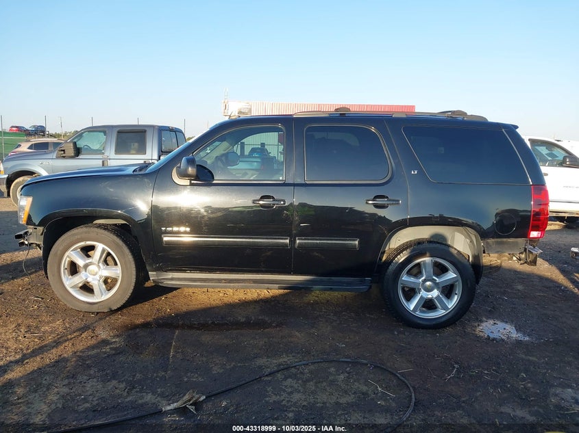 2014 CHEVROLET TAHOE LT 1GNSCBE0XER146095