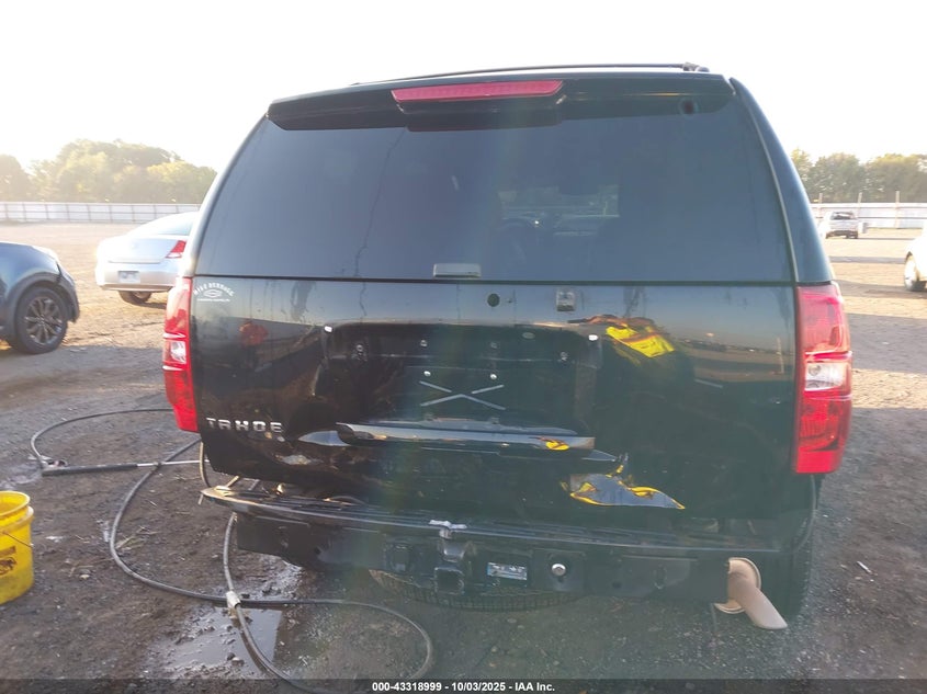 2014 CHEVROLET TAHOE LT 1GNSCBE0XER146095