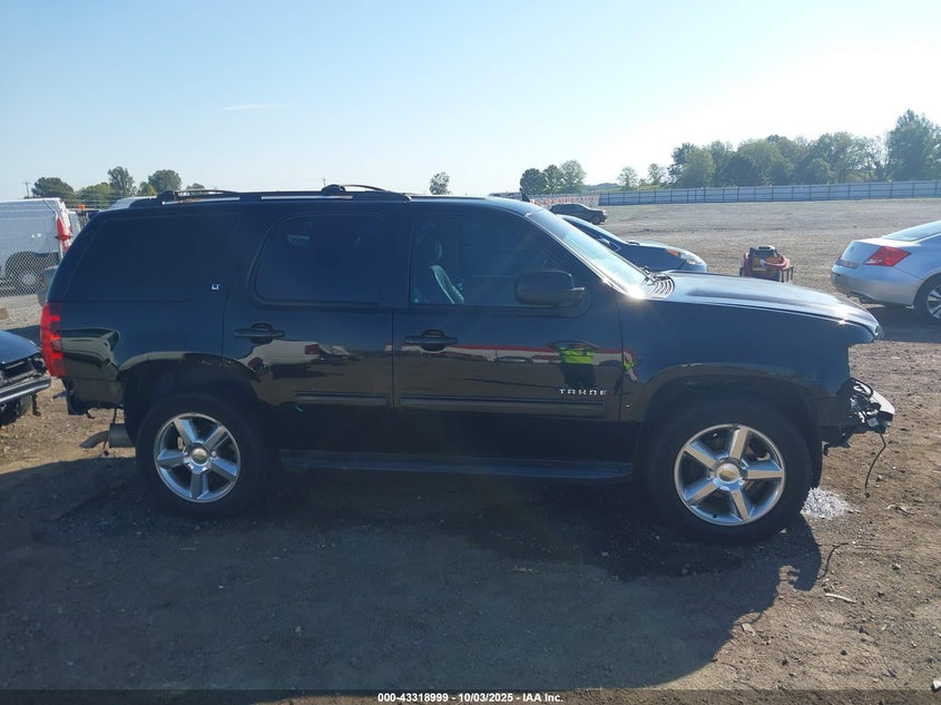 2014 CHEVROLET TAHOE LT 1GNSCBE0XER146095