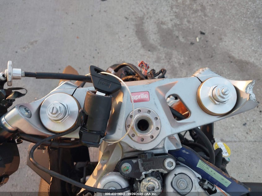 ZD4KSUP02NS000016 2022 APRILIA RS photo no. 7