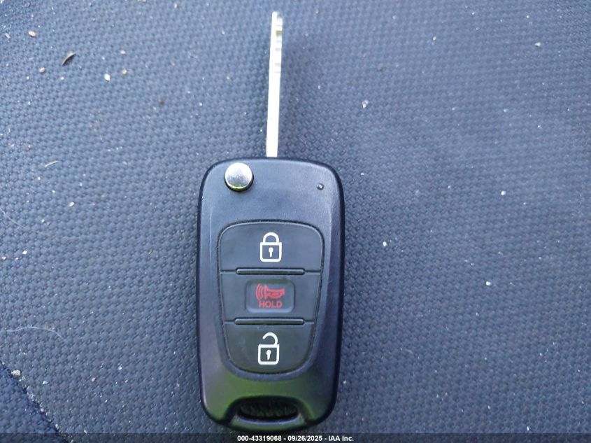 2011 Kia Soul + VIN: KNDJT2A25B7247158 Lot: 43319068