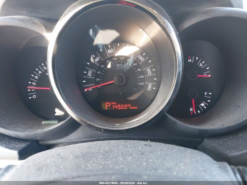 2011 Kia Soul + VIN: KNDJT2A25B7247158 Lot: 43319068