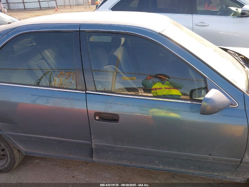 2001 Toyota Camry Le VIN: 4T1BG22K61U856097 Lot: 43319135