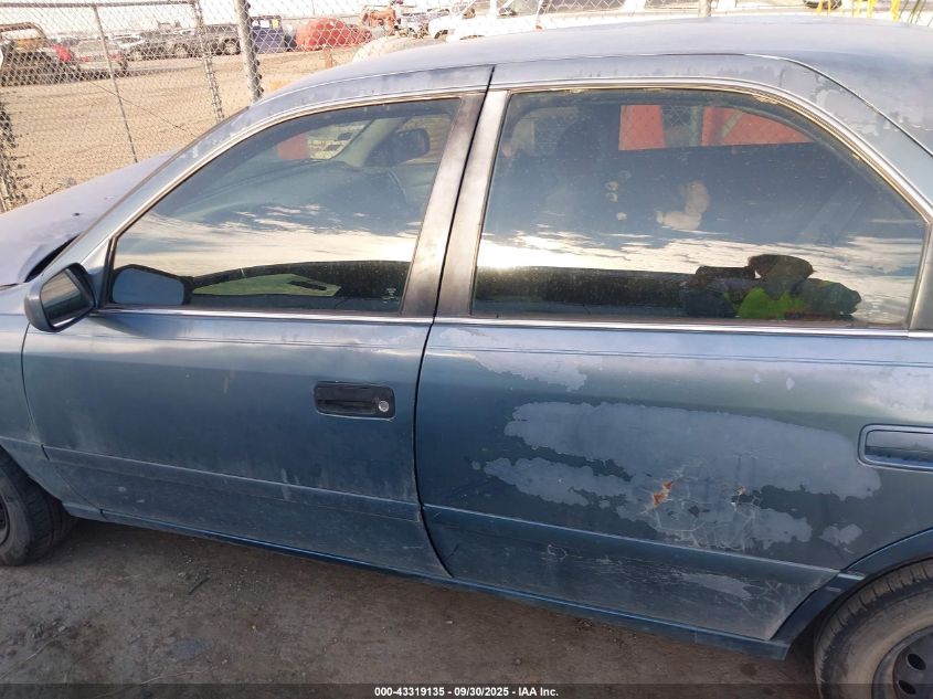 2001 Toyota Camry Le VIN: 4T1BG22K61U856097 Lot: 43319135