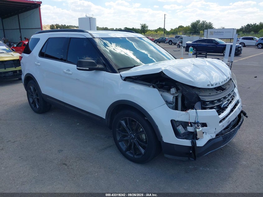 2017 FORD EXPLORER XLT - 1FM5K7D8XHGC89492