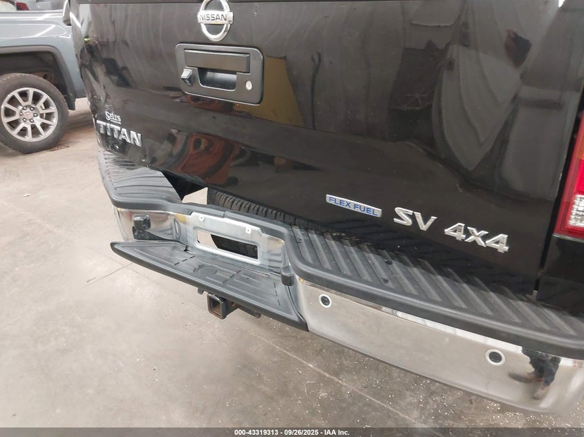 2014 NISSAN TITAN PRO-4X/S/SL/SV - 1N6BA0EC1EN516917