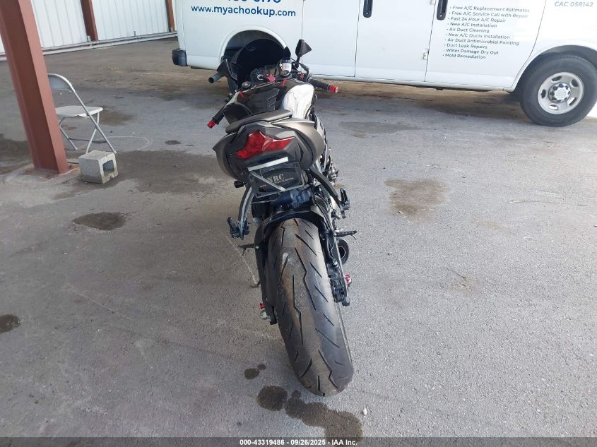 2022 Kawasaki Zx636 K VIN: JKBZXJH10NA013649 Lot: 43319486