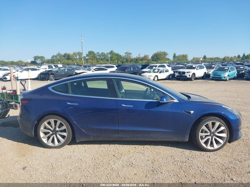2020 Tesla Model 3 Standard Range Plus Rear-Wheel Drive/Standard Range Rear-Wheel Drive VIN: 5YJ3E1EAXLF783839 Lot: 43319508