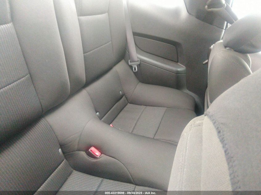 2011 Ford Mustang V6 VIN: 1ZVBP8AM9B5167464 Lot: 43319598