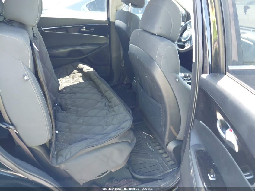 2017 Kia Sorento 2.4L Lx VIN: 5XYPG4A39HG323379 Lot: 43319663