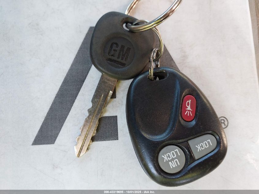 2002 Chevrolet Silverado Lt VIN: 1GCJK33152F205723 Lot: 43319695