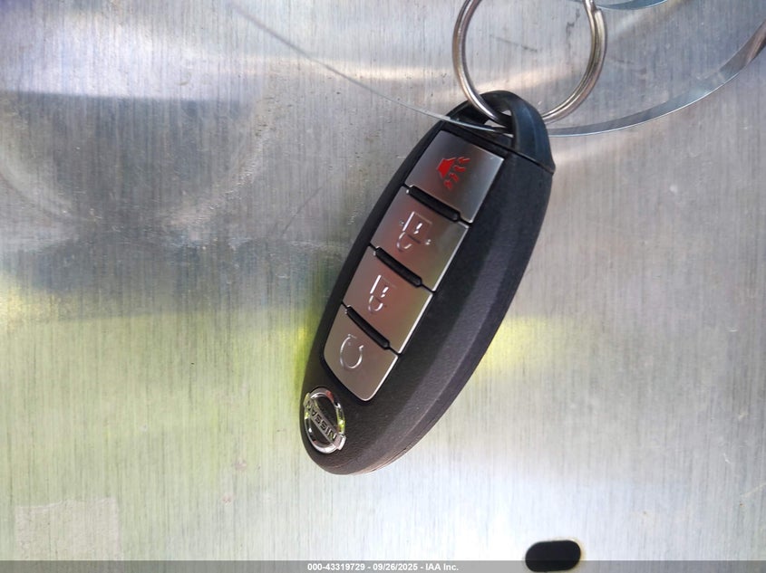 2017 NISSAN ROGUE SV - 5N1AT2MT1HC833288