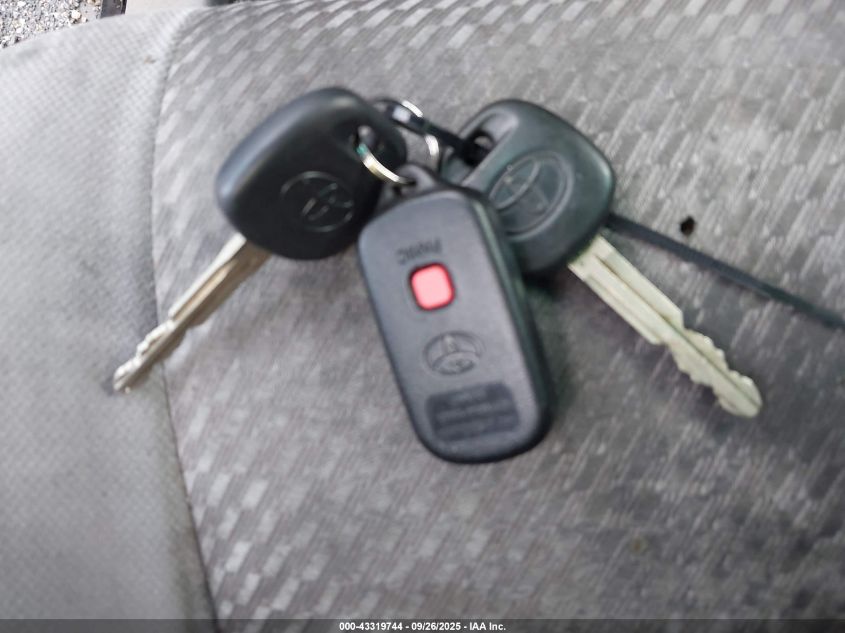 2004 Toyota Highlander V6 VIN: JTEEP21A040026233 Lot: 43319744