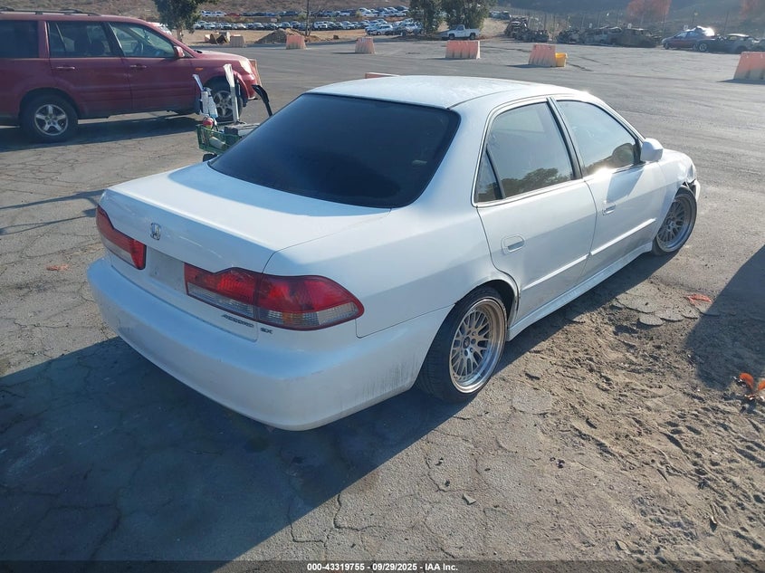 JHMCG66831C025384 2001 HONDA ACCORD photo no. 4