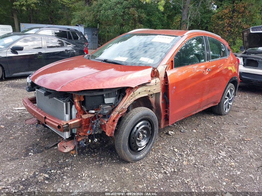 3CZRU6H17LM732830 2020 HONDA HR-V photo no. 2