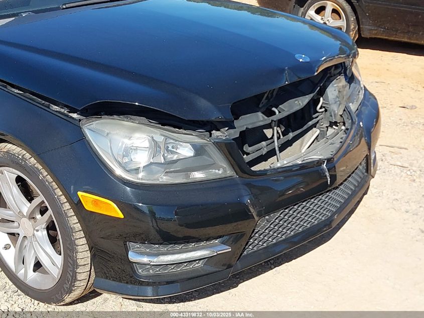 2014 Mercedes-Benz C 300 Sport 4Matic VIN: WDDGF8AB7ER314779 Lot: 43319832