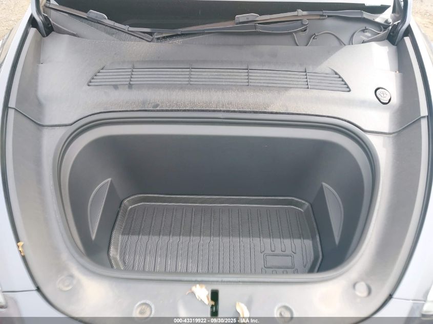 2023 Tesla Model Y Awd/Long Range Dual Motor All-Wheel Drive VIN: 7SAYGDEE7PA078717 Lot: 43319922