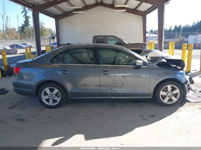 2013 VOLKSWAGEN JETTA 2.0L TDI - 3VWLL7AJXDM406369