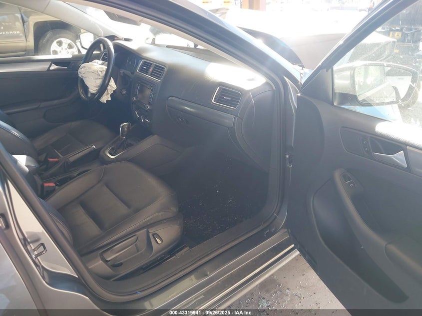 2013 VOLKSWAGEN JETTA 2.0L TDI - 3VWLL7AJXDM406369