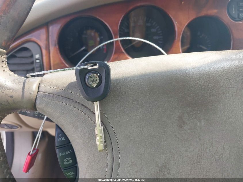 1999 Jaguar Xk8 VIN: SAJGX2045XC042022 Lot: 43320034