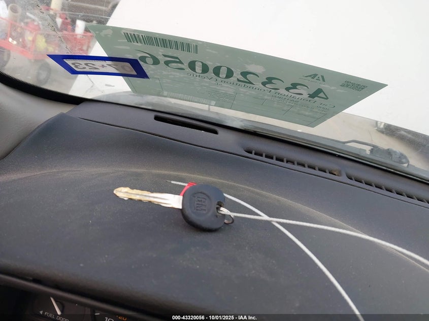 2000 Saturn Sl VIN: 1G8ZF5281YZ256297 Lot: 43320056