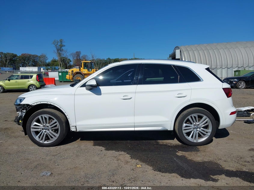 2018 Audi Q5 2.0T Premium/2.0T Tech Premium VIN: WA1BNAFY9J2180821 Lot: 43320113