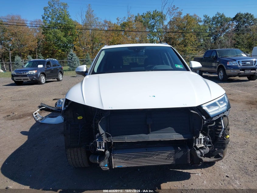 2018 Audi Q5 2.0T Premium/2.0T Tech Premium VIN: WA1BNAFY9J2180821 Lot: 43320113