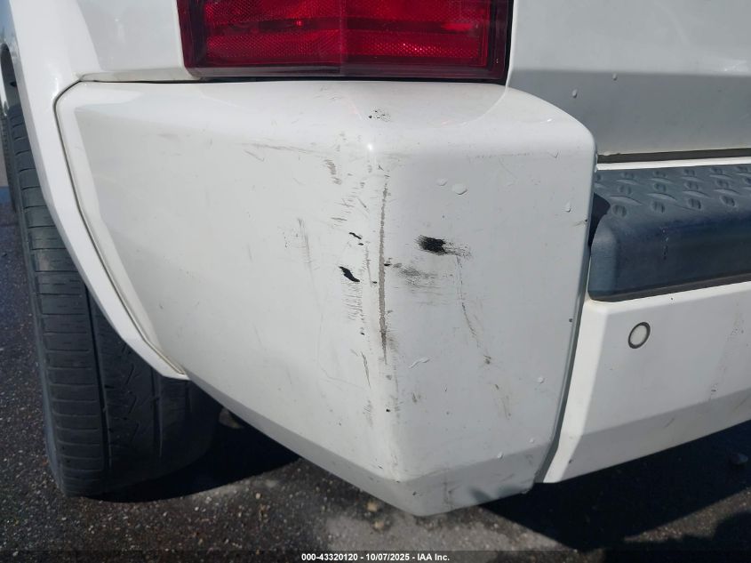 2007 Jeep Commander Sport VIN: 1J8HG48K17C554452 Lot: 43320120