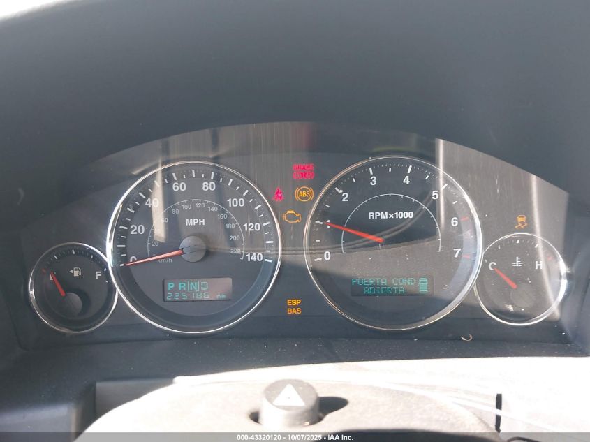 2007 Jeep Commander Sport VIN: 1J8HG48K17C554452 Lot: 43320120