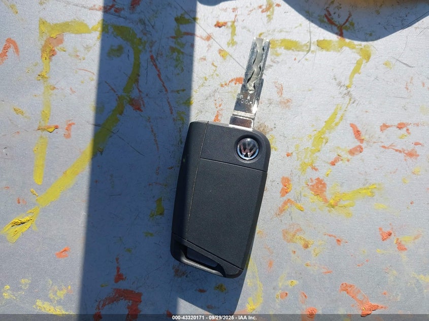 2017 VOLKSWAGEN GOLF GTI AUTOBAHN 4-DOOR/S 4-DOOR/SE 4-DOOR/SPORT 4-DOOR - 3VW4T7AU3HM050321