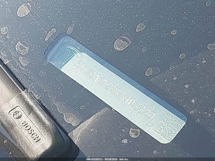 2019 Tesla Model S 100D/75D/Long Range/Standard Range VIN: 5YJSA1E23KF302229 Lot: 43320212