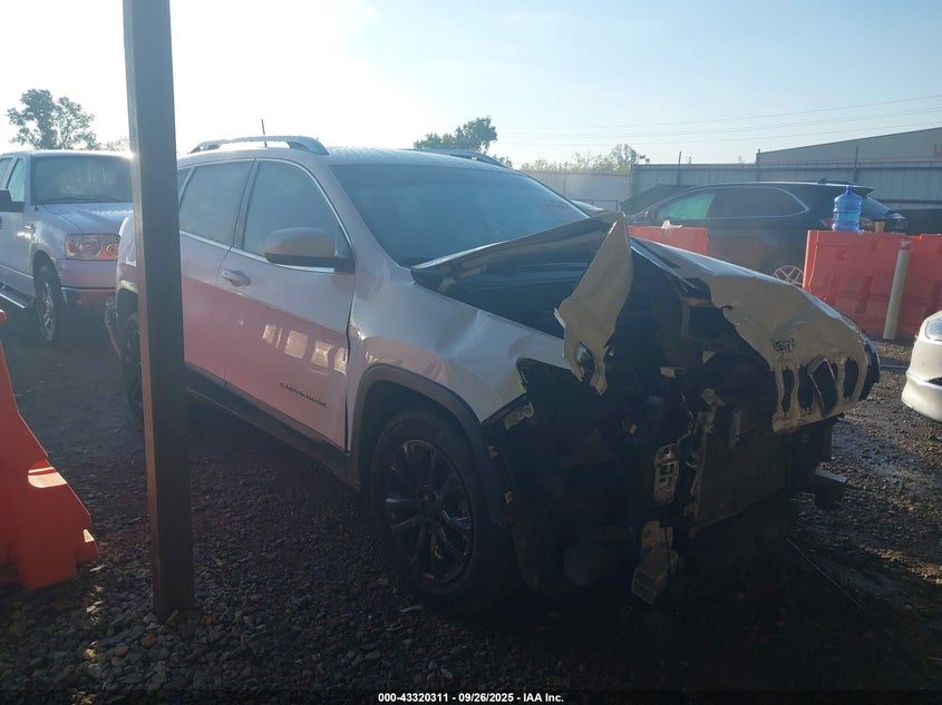 JEEP CHEROKEE LATITUDE PLUS FWD