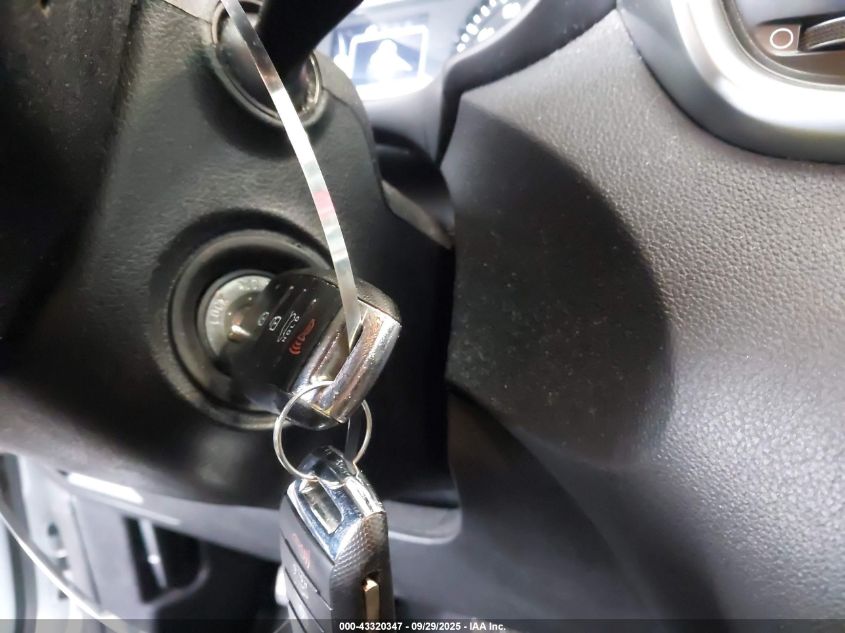 2017 Kia Sorento 2.4L L VIN: 5XYPG4A31HG259001 Lot: 43320347