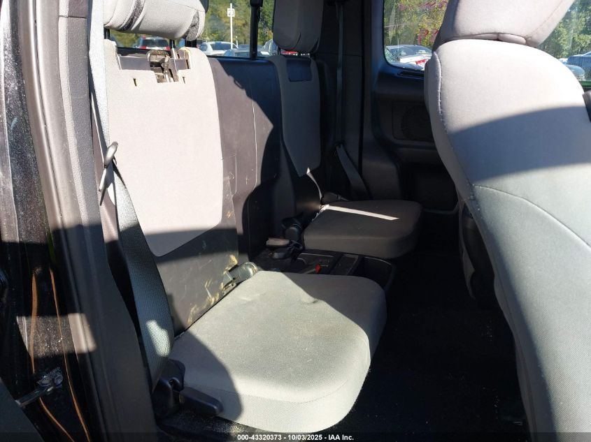 2017 Toyota Tacoma Sr5 V6 VIN: 5TFSZ5AN7HX053139 Lot: 43320373